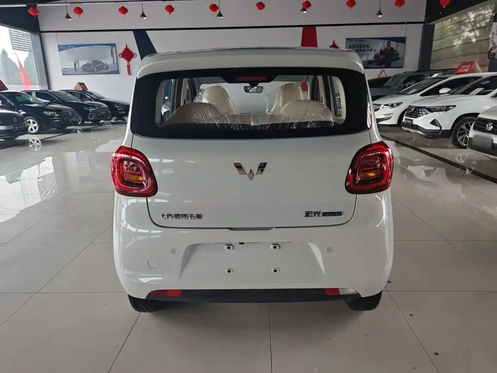 Wuling MINIEV — миниатюра 13