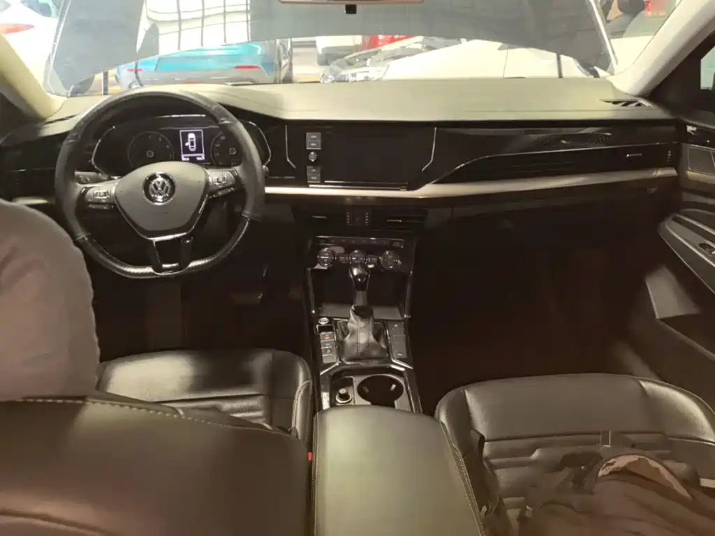 Volkswagen Passat — миниатюра 10