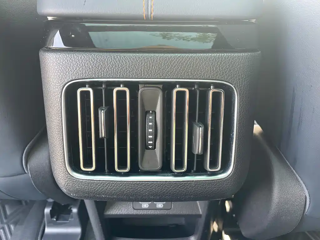 BYD PLUS New Energy — миниатюра 24