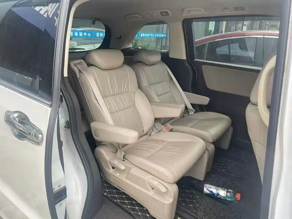 Honda Odyssey — миниатюра 5
