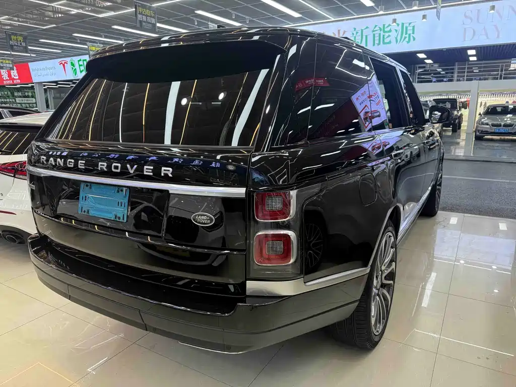 Land Rover Range Rover — миниатюра 5
