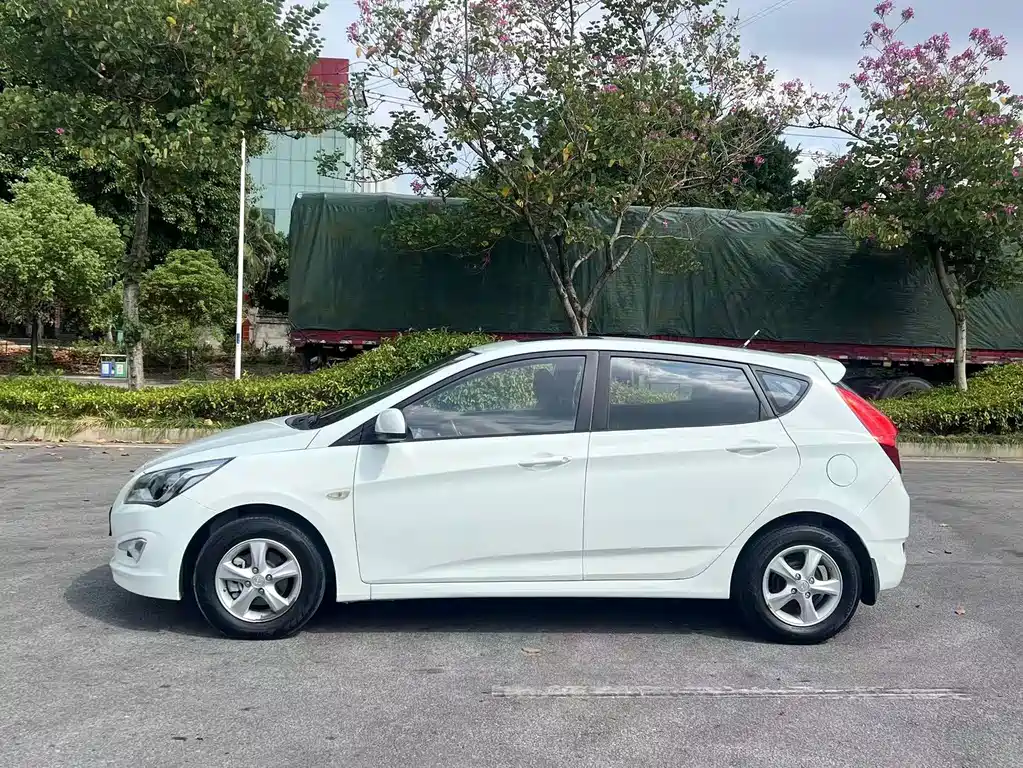 Hyundai Ruiyi — миниатюра 4