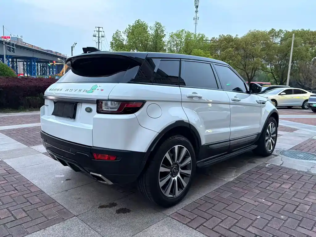 Land Rover Evoque — миниатюра 14