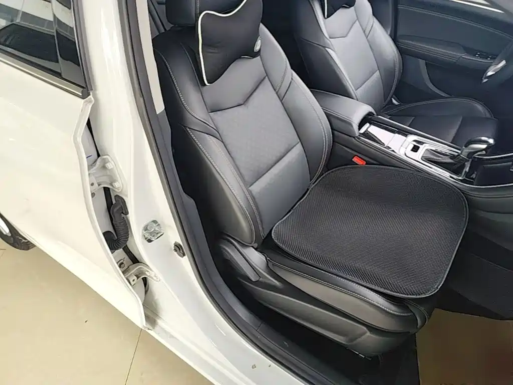 Changan Eado — миниатюра 25