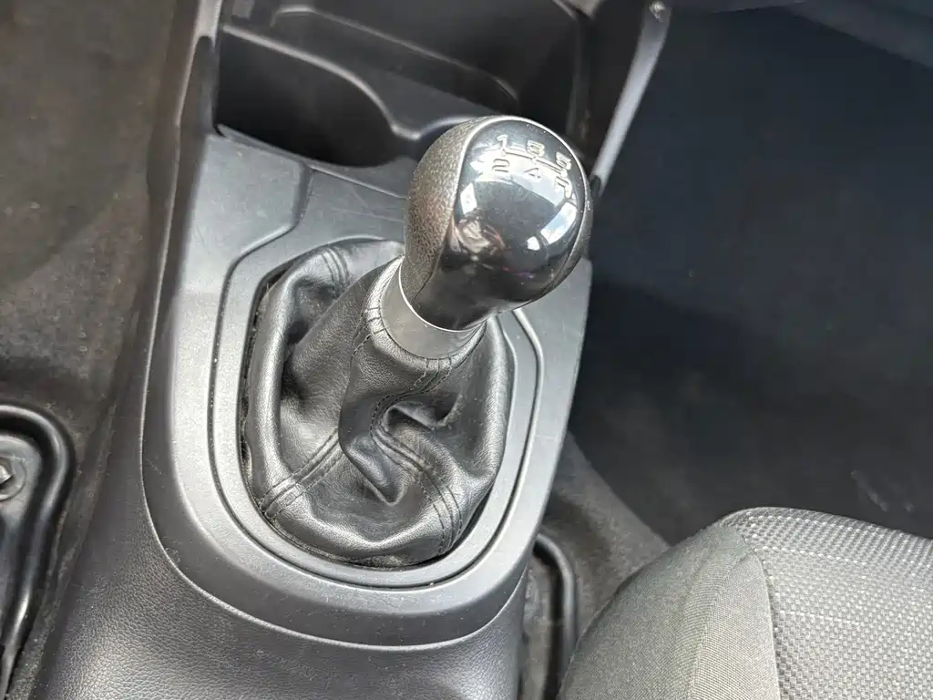 Honda Fit — миниатюра 20