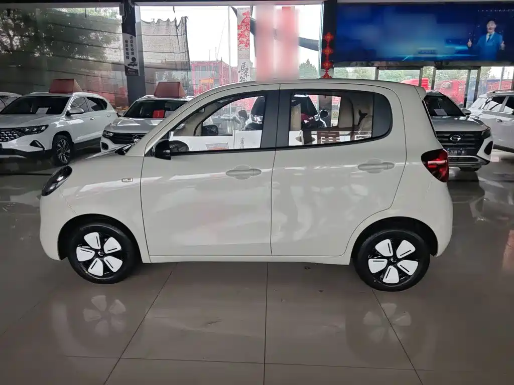 Wuling MINIEV — миниатюра 14