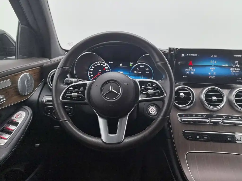 Mercedes-Benz GLC — миниатюра 11