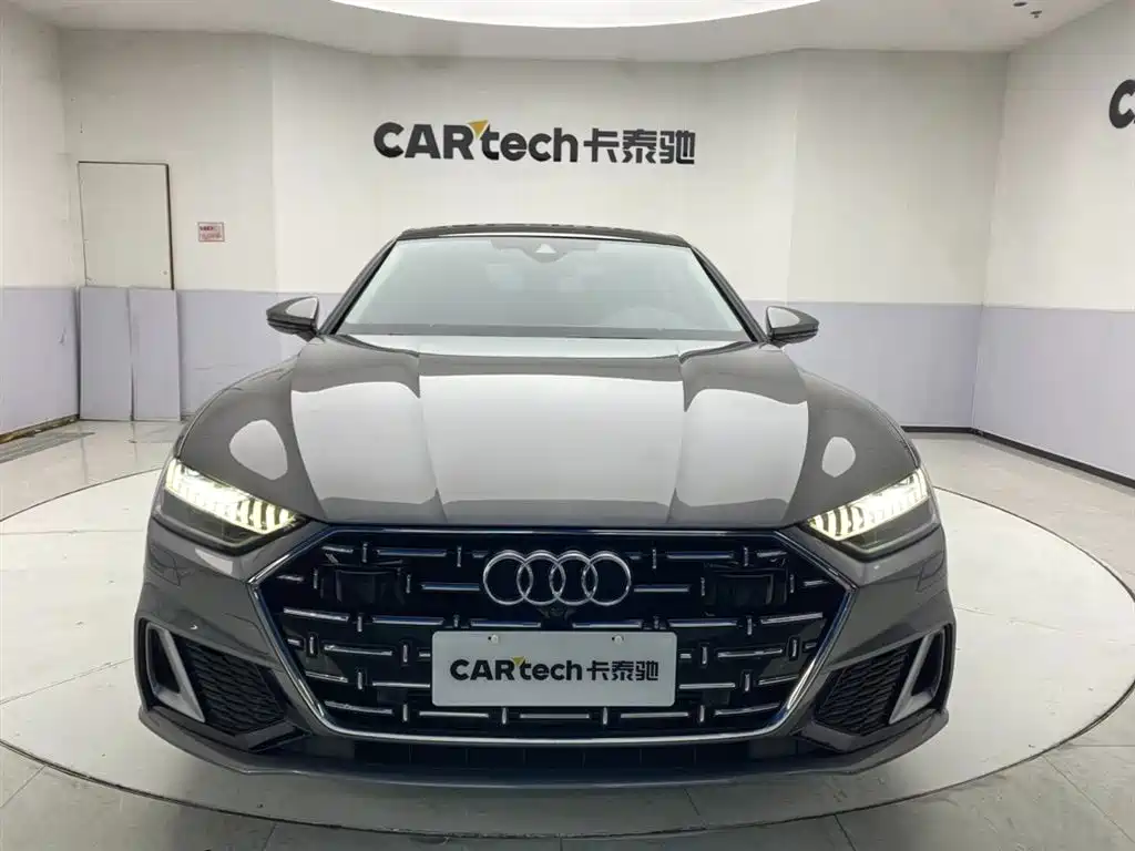 Audi A7L 2022 45 TFSI S-line