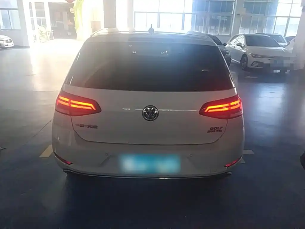 Volkswagen Golf — миниатюра 6
