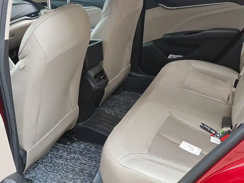Buick Excelle — миниатюра 6