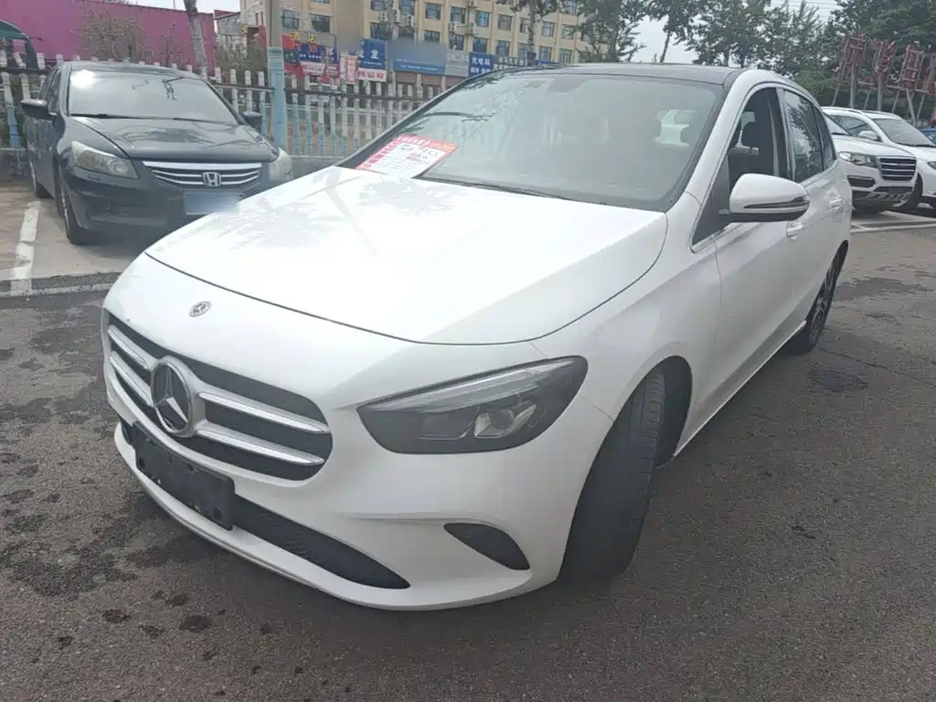 Mercedes-Benz B-Class — миниатюра 2