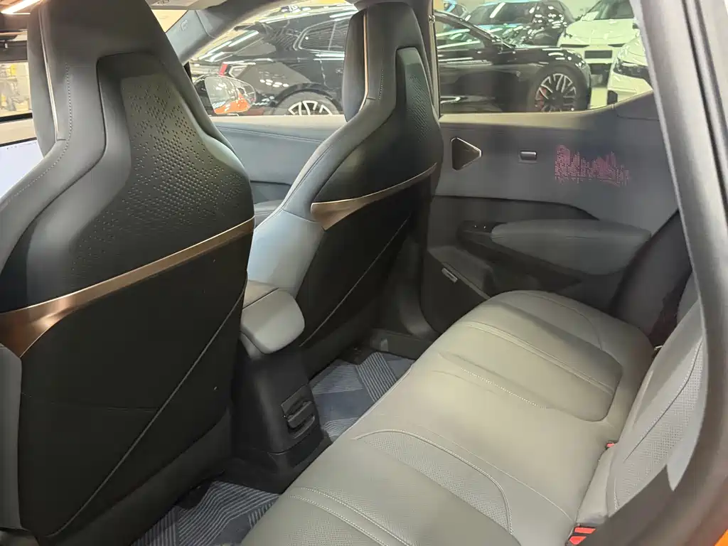 Zeekr X 2025 мест Sport