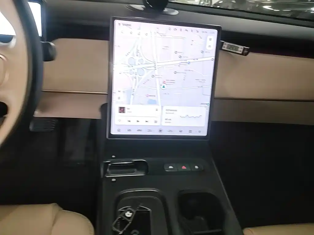 NIO ET5T — миниатюра 13