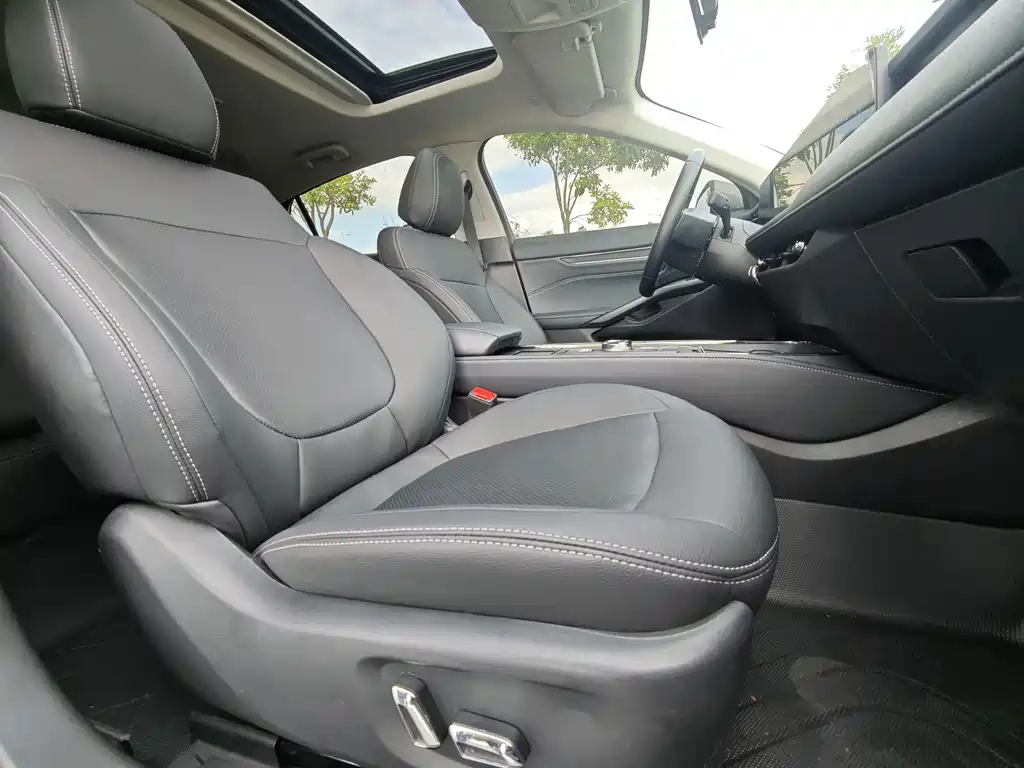 Ford Mondeo — миниатюра 20