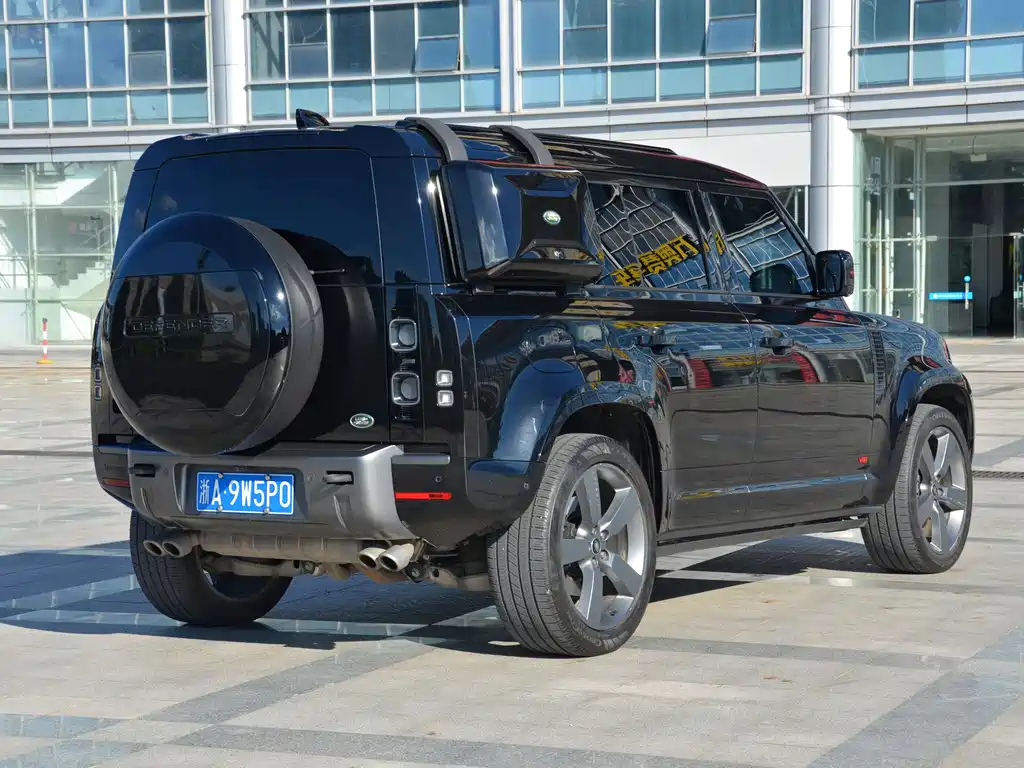Land Rover Land Rover Defender 2023 110 5.0T V8