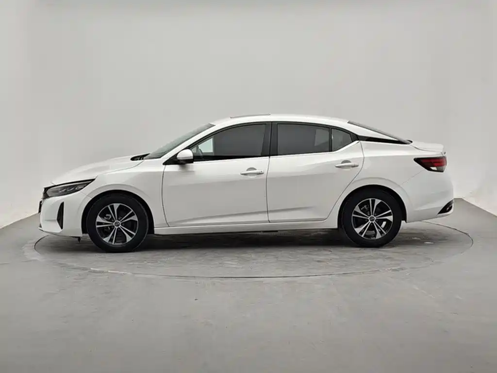 Nissan Sylphy — миниатюра 2