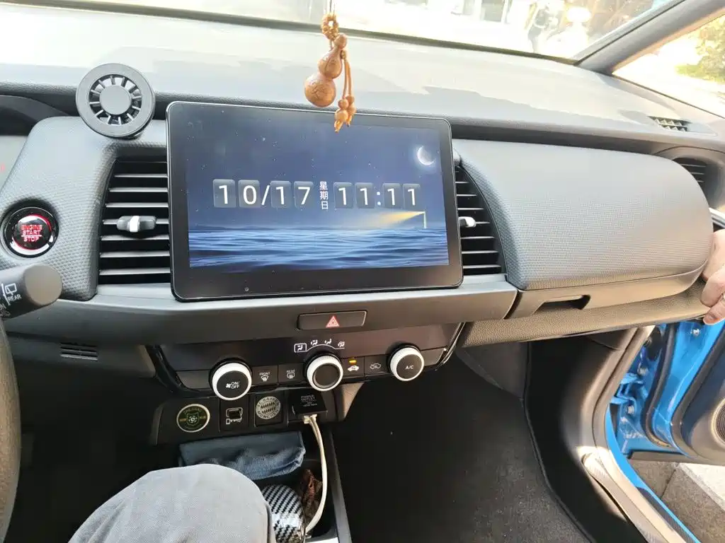 Honda Fit — миниатюра 9