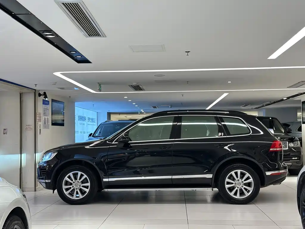 Volkswagen Touareg — миниатюра 4