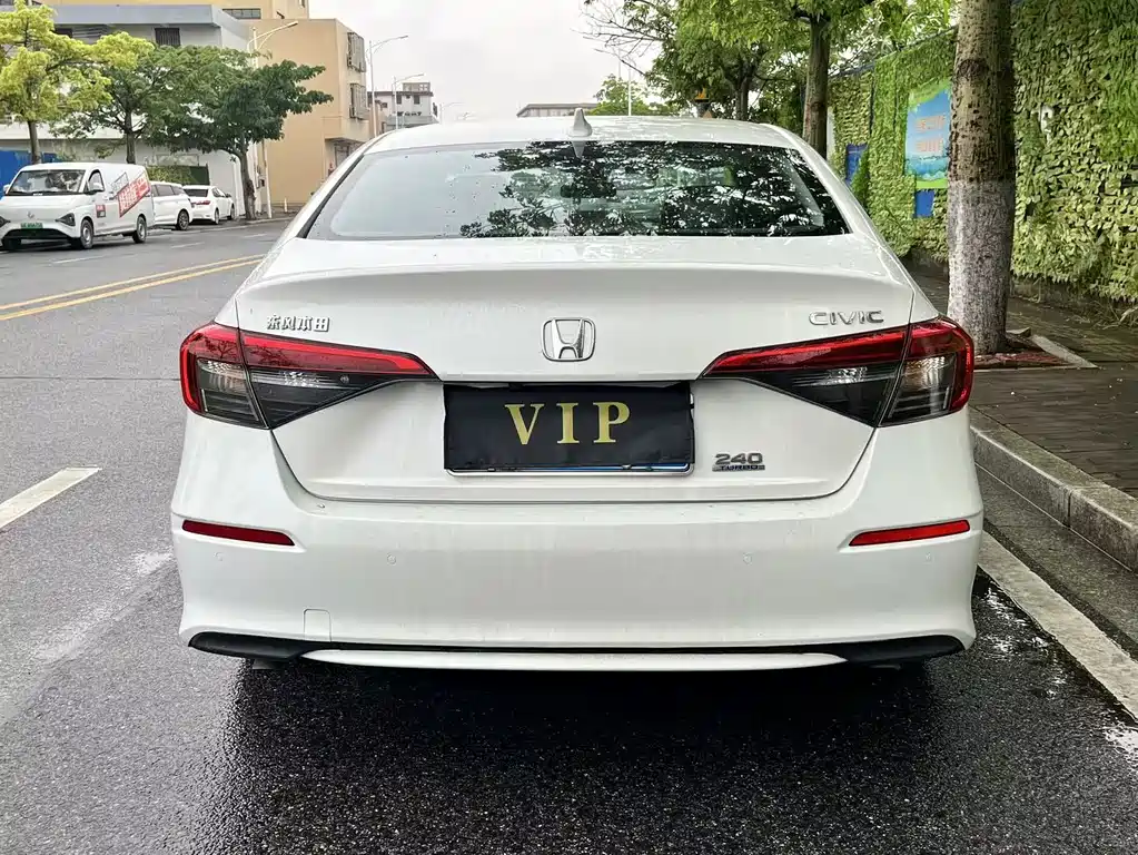 Honda Civic 2023 240TURBO CVT