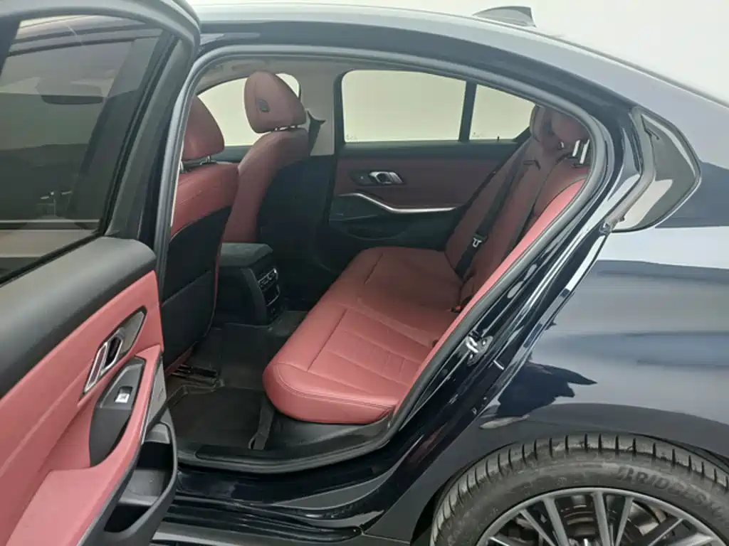 BMW 3 Series — миниатюра 7