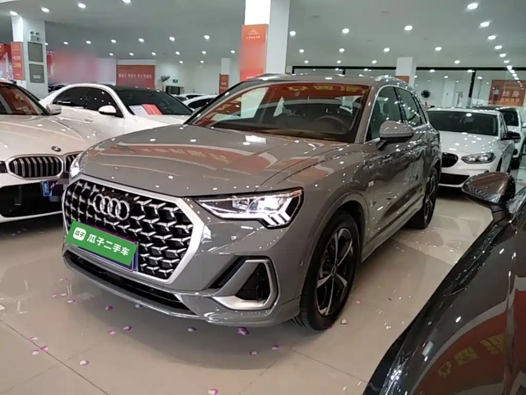 奥迪Q3 2025款 45周年典藏版 35TFSI 时尚动感型 2026