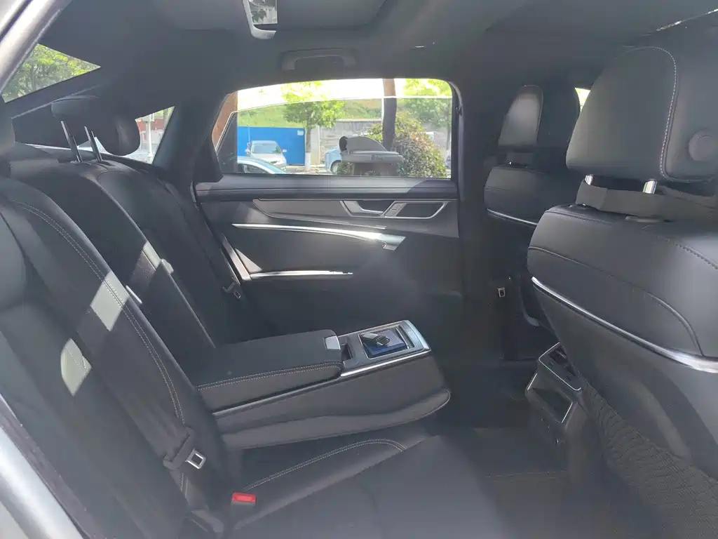 Audi A6L — миниатюра 14