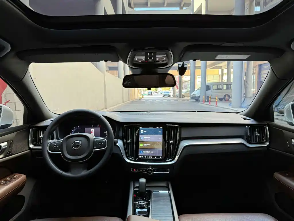 Volvo S60 — миниатюра 11