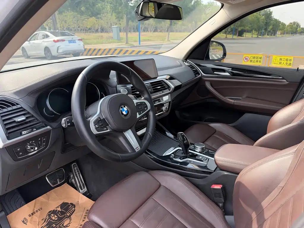 BMW X3 — миниатюра 11