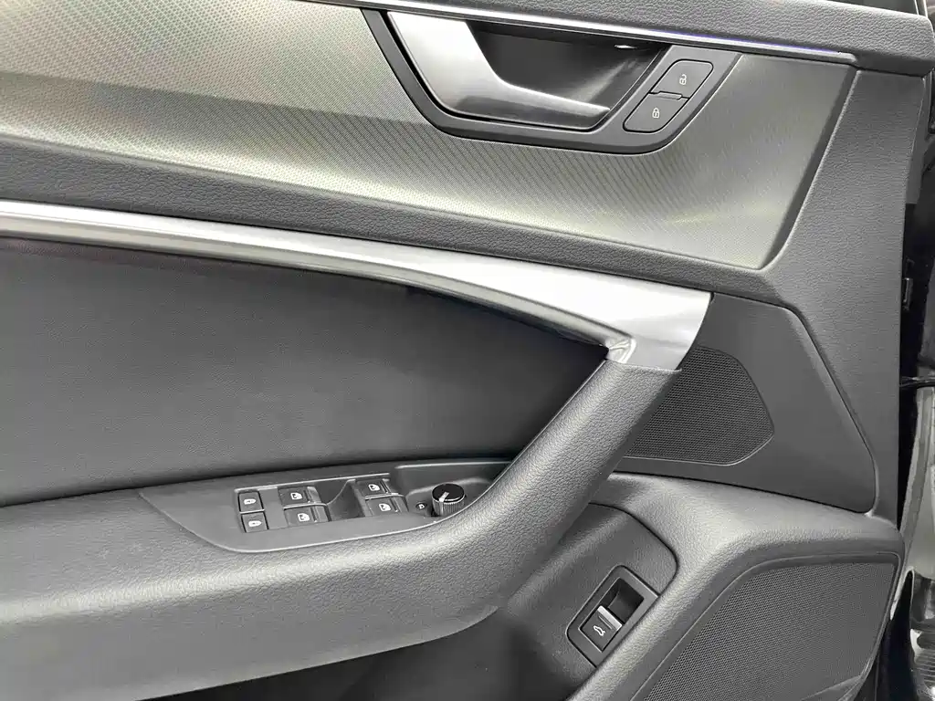 Audi A6L — миниатюра 16