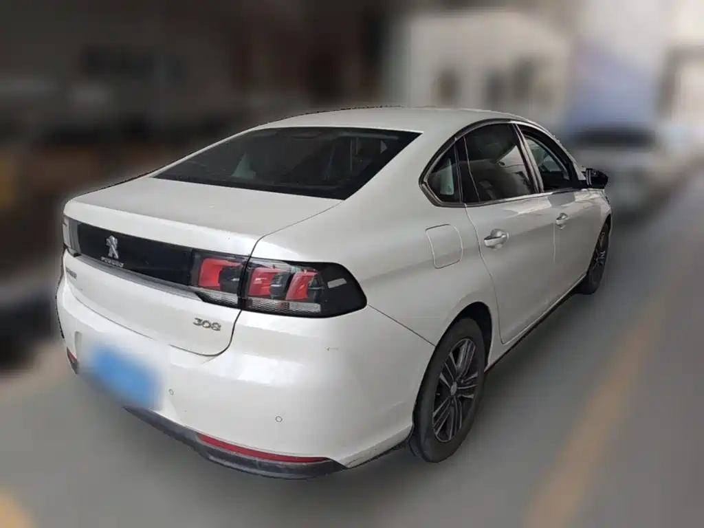 Peugeot 308 — миниатюра 10