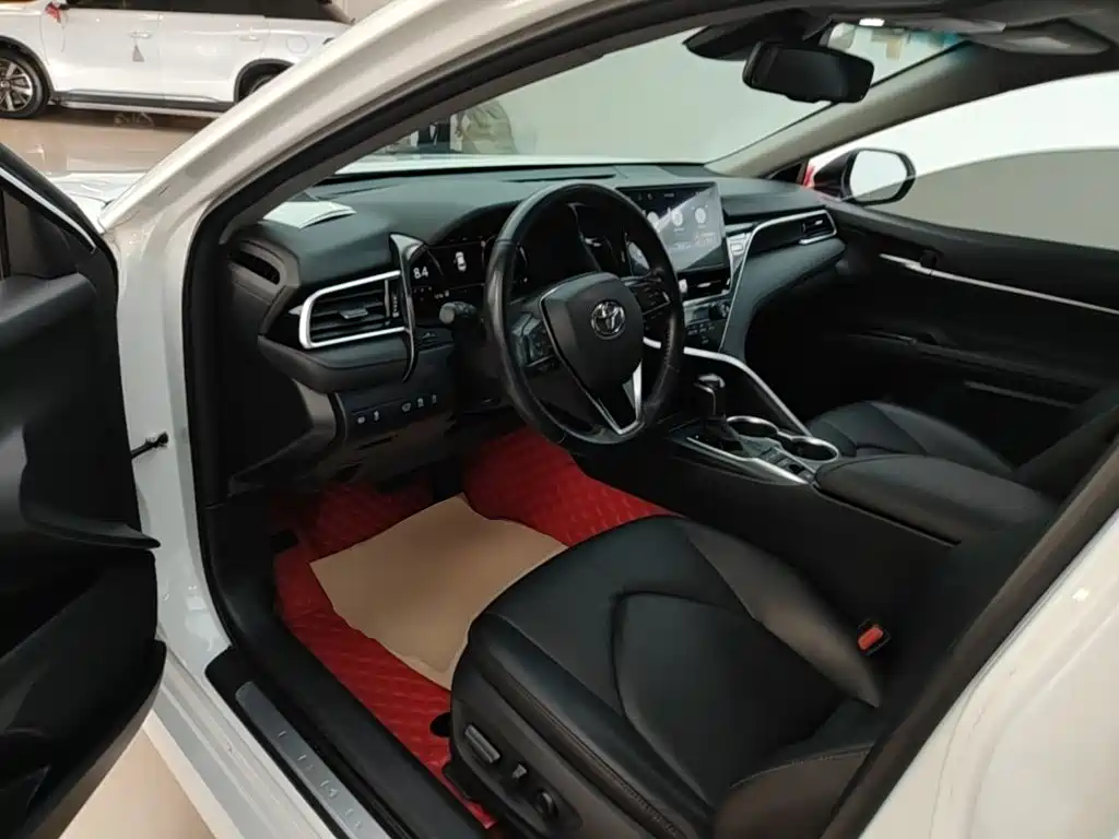 Toyota Camry — миниатюра 15