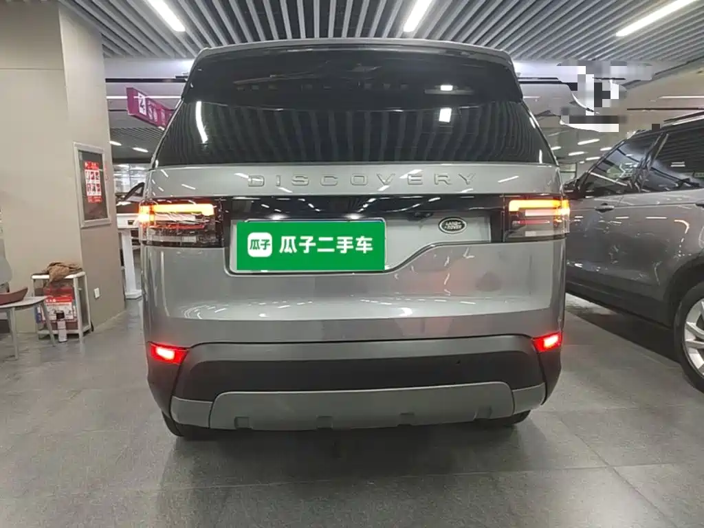 Land Rover Discovery — миниатюра 6