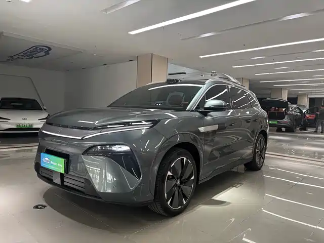 2025 BYD Tang