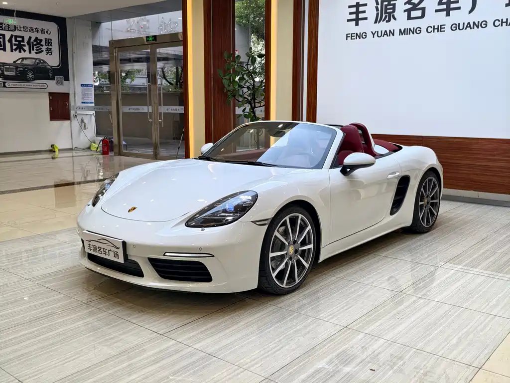 PORSCHE 718