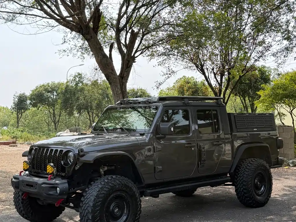 Jeep Gladiator — миниатюра 7
