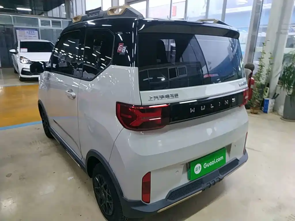 Wuling MINIEV — миниатюра 5