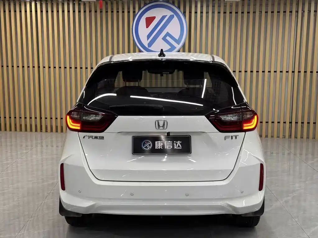 Honda Fit — миниатюра 9