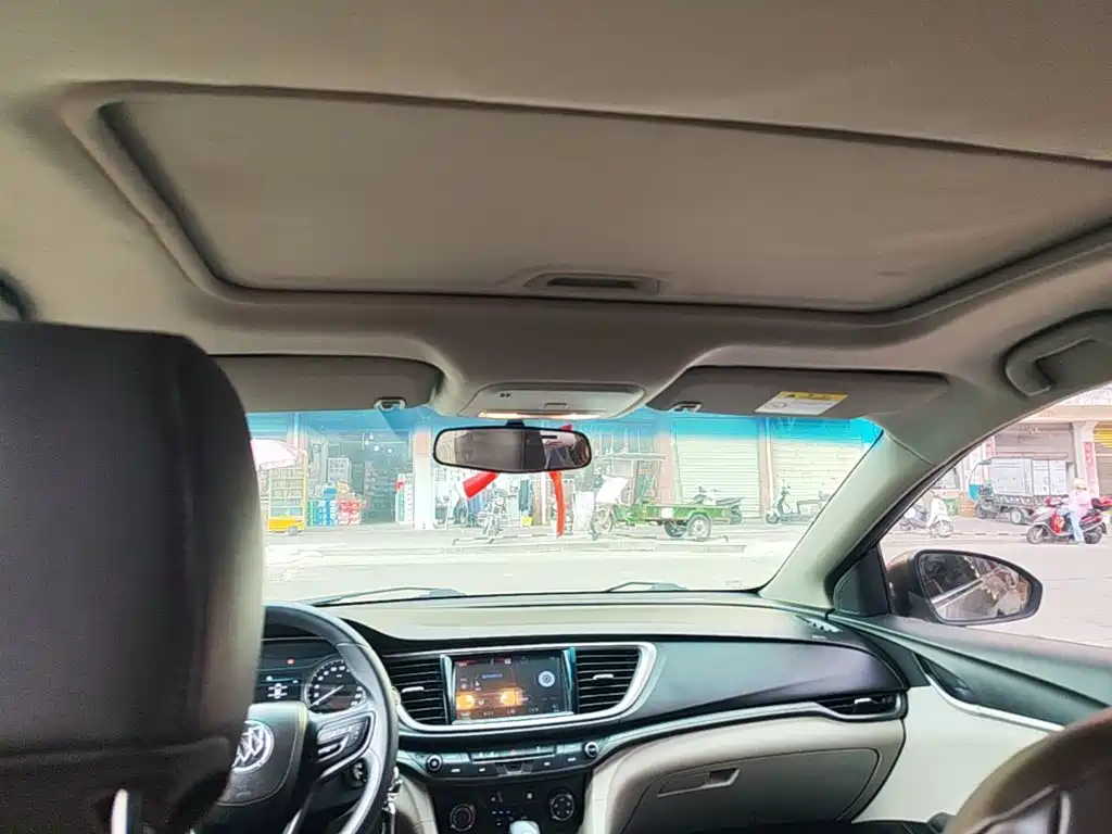 Buick Excelle — миниатюра 18