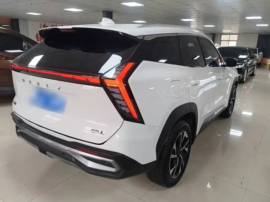 Geely Boyue L — миниатюра 7