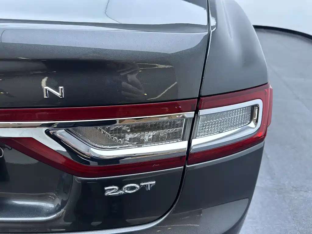 Lincoln Continental — миниатюра 32