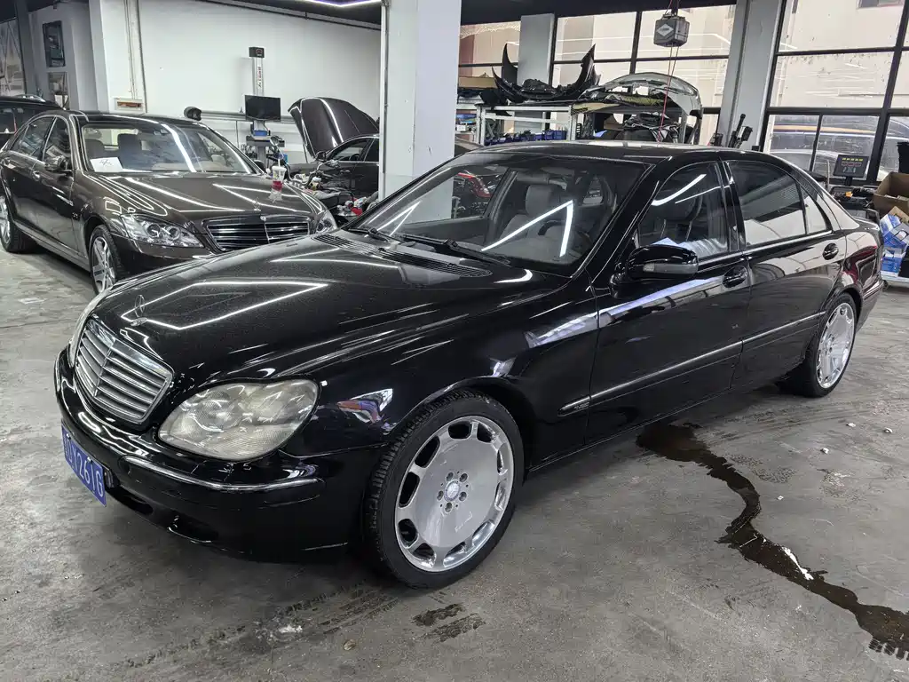 Mercedes-Benz S-Class 2001