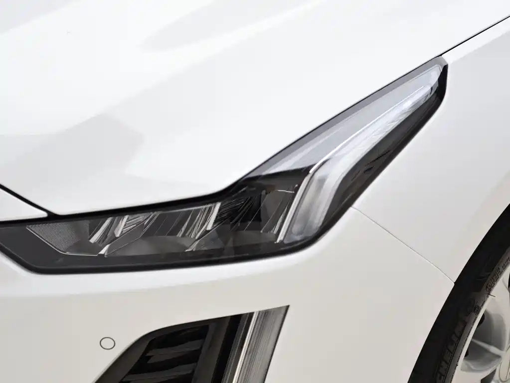 Cadillac CT5 — миниатюра 19