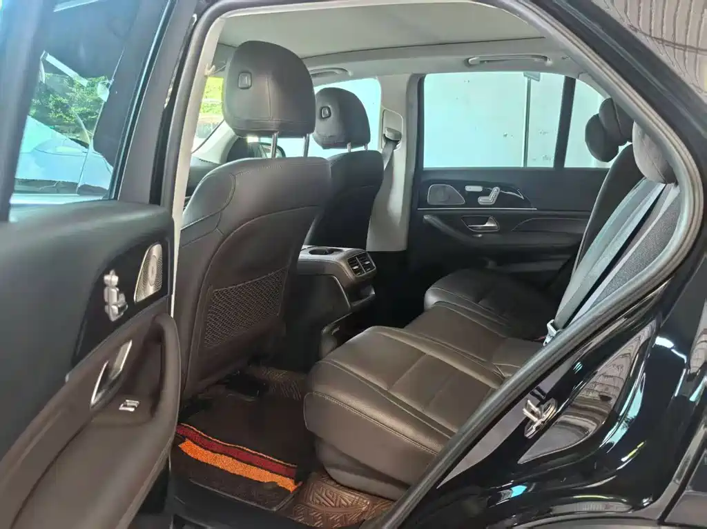 Mercedes-Benz GLE (Import) — миниатюра 6