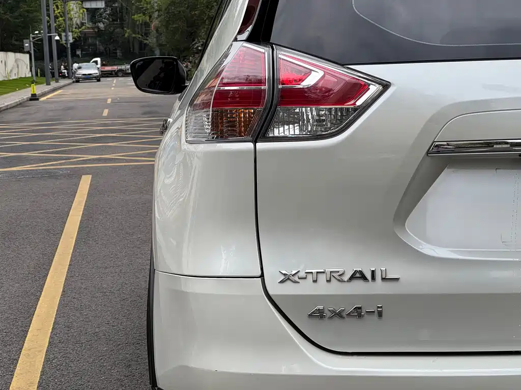 Nissan X-Trail — миниатюра 12