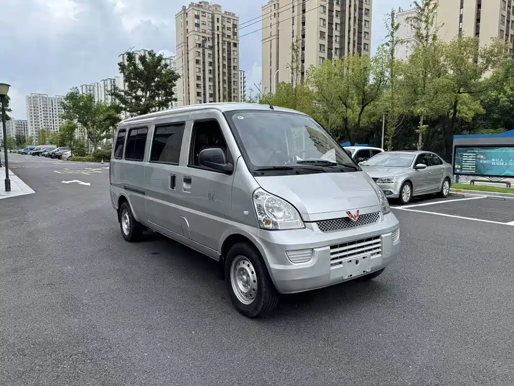 Wuling Rongguang EV — миниатюра 3