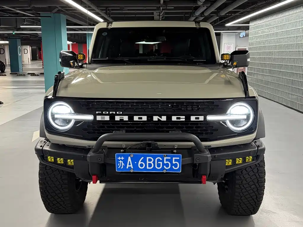 Ford Bronco — миниатюра 2