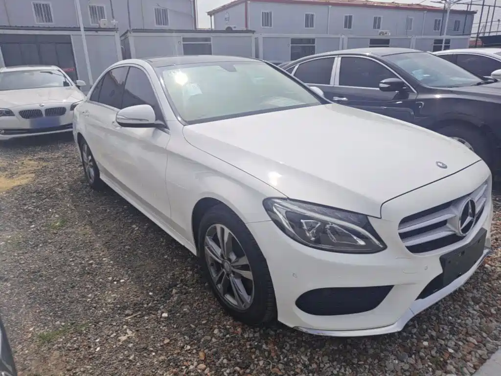 Mercedes-Benz C-Class — миниатюра 4