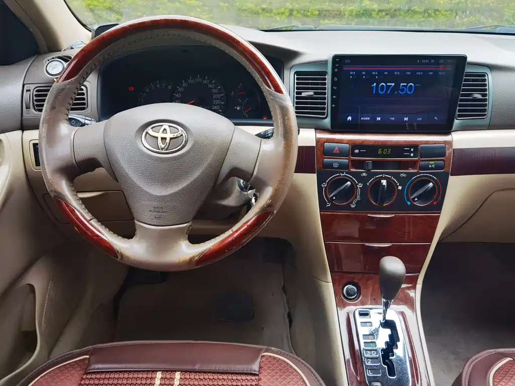 Toyota Corolla — миниатюра 12