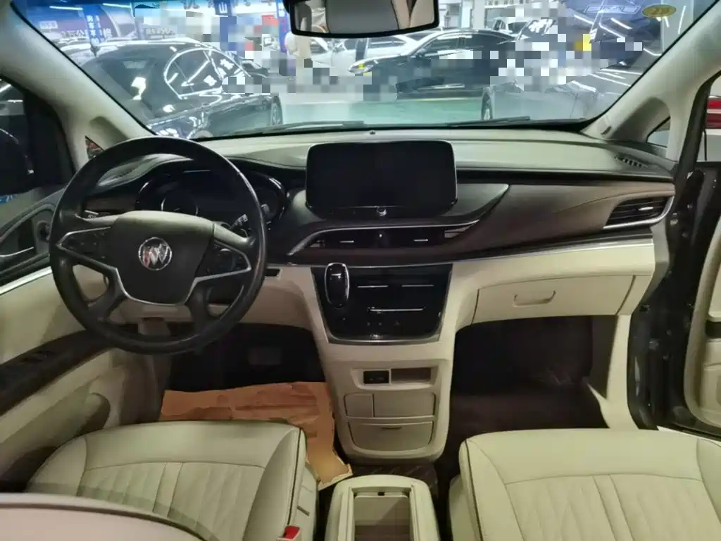 Buick GL8 — миниатюра 10