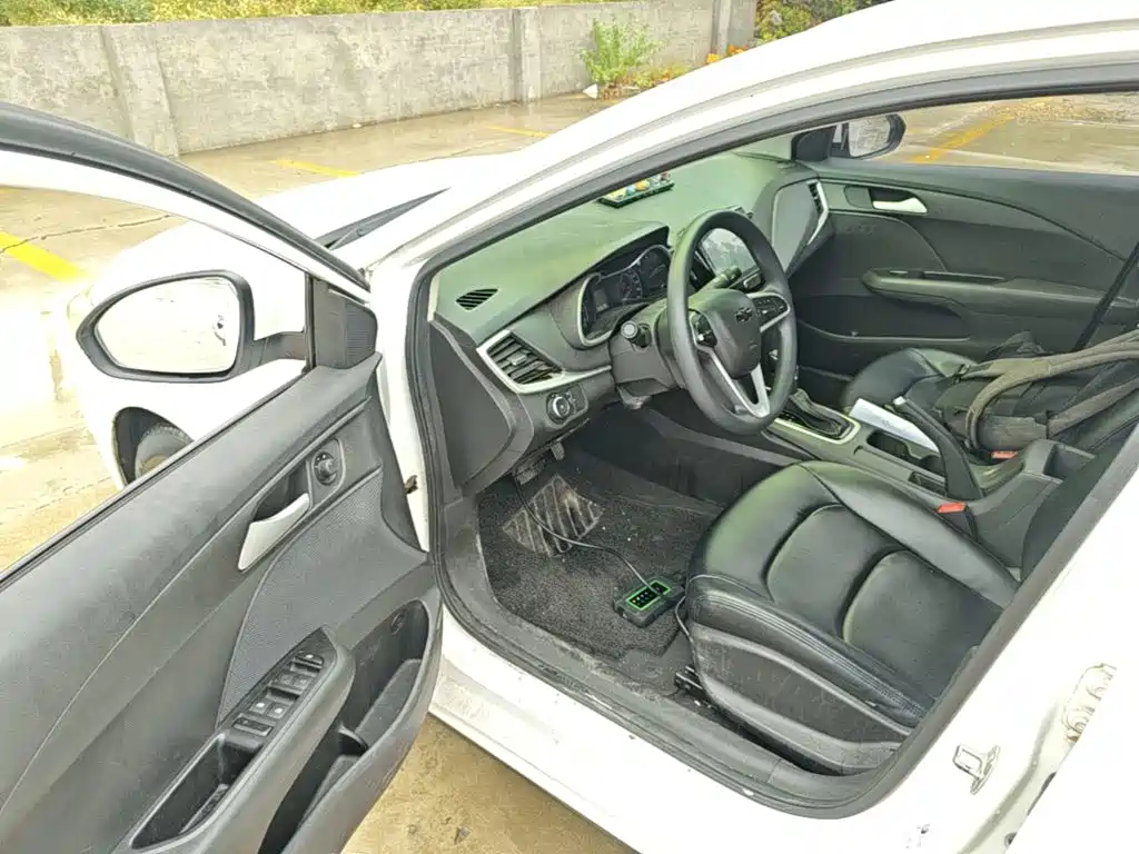 Chevrolet Cavalier — миниатюра 16